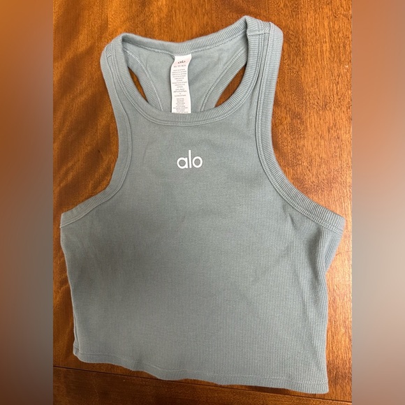 Women’s Alo Yoga Sea foam Green Aspire Tank Size XS - Picture 4 of 6